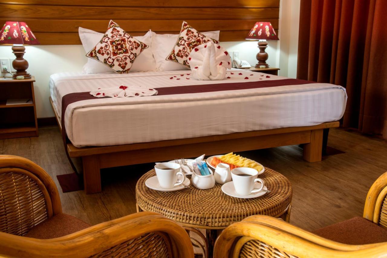 Royal Aykare Lodge Bagan Exterior photo